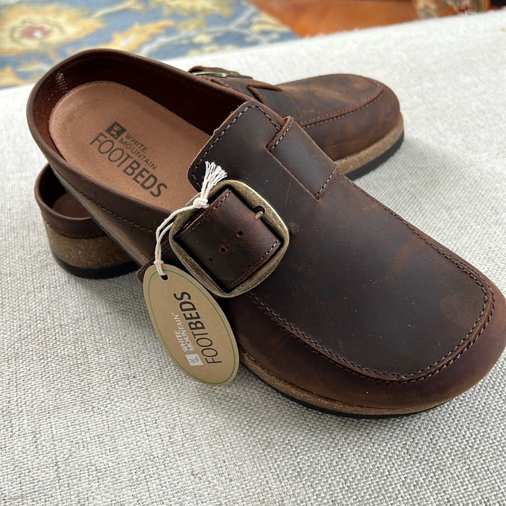 White Mountain Moccasin Clog
